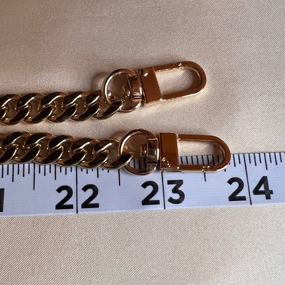🌟New Long Goldtone Chain Strap about 47” 🌟 - Picture 4 of 4